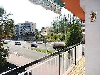 Paradise Park Fenals Апартаменты