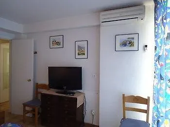 Paradise Park Fenals Апартаменты *